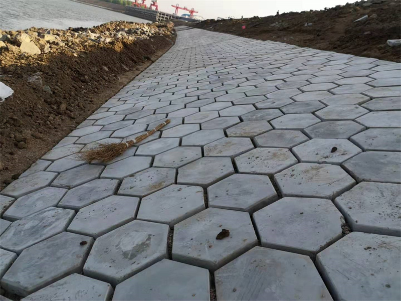 湖南小山建設(shè)有限公司,承接水利水電工程,承接河湖疏浚工程,機械設(shè)備租賃,建材銷售,小山建設(shè)